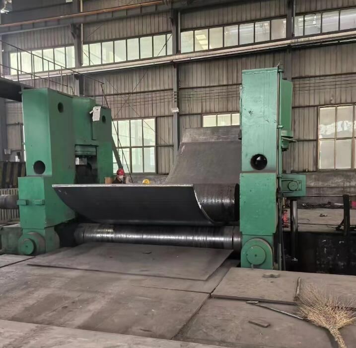 螺旋钢管成型设备